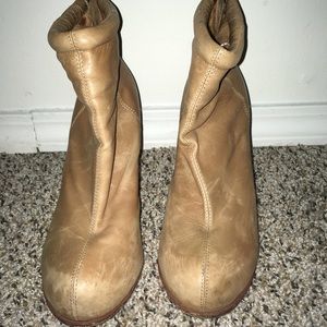 Jeffery Campbell tan boots